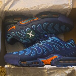 Nike Midnight Navy and Total Orange Air Max Plus Drift